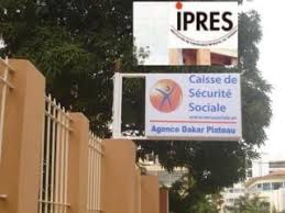 Le ministre du Travail invité à engager la réflexion sur ‘’une possible fusion’’ de l’IPRES et de la CSS