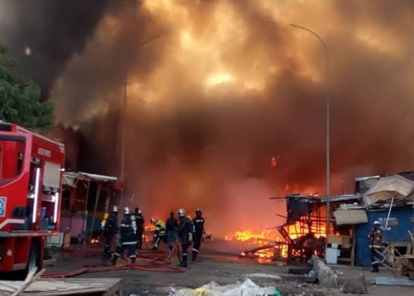 Incendie au marché Sandaga: Des pertes matérielles estimées à plusieurs millions…
