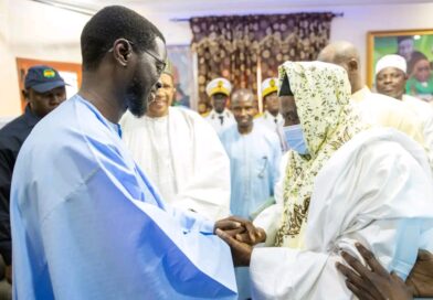 Bassirou Diomaye Faye au khalife de la famille omarienne : “Nous avons besoin des prières des guides religieux”