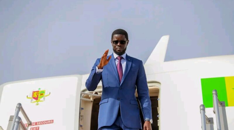 Bassirou Diomaye Faye a quitté Dakar, ce samedi, pour une visite de travail à Banjul
