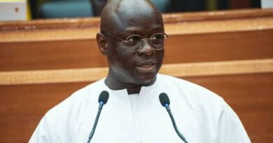 Subvention des carburants au Sénégal : le déficit pourrait dépasser de 2 milliards de dollars l’enveloppe budgétaire, selon le ministre Subvention des carburants au Sénégal : le déficit pourrait dépasser de 2 milliards de dollars l’enveloppe budgétaire, selon le ministre