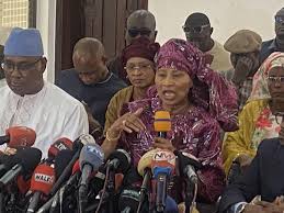 Demande du Président Diomaye à l&rsquo;assemblée : Takku Walu oppose son véto