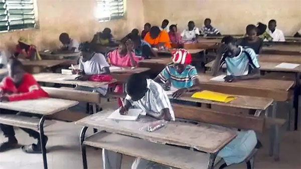 CERTIFICAT DE FIN D’ÉTUDES ÉLÉMENTAIRES (CFEE): Les élèves de CM2 entre révisions intensives et fièvre de la Coupe du monde
