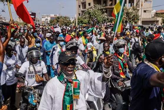 Révision de la Constitution : le mouvement Aar Sunu République annonce «une grande marche» en juillet