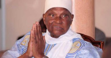 L’ancien chef de l’Etat Abdoulaye Wade rend hommage au président Diomaye Faye L’ancien chef de l’Etat Abdoulaye Wade rend hommage au président Diomaye Faye