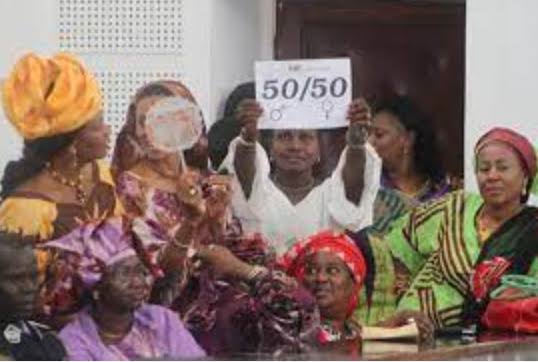 PARITE, EMPLOI, SECURITE: Le long combat pour l’égalité femmes-hommes PARITE, EMPLOI, SECURITE: Le long combat pour l’égalité femmes-hommes