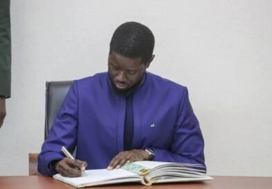 Révision constitutionnelle : le président Bassirou Diomaye Faye saisit le Conseil constitutionnel pour contester la procédure d’adoption