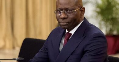Divergences avec le ministre Boubacar Camara: Cinq (05) cadres de la Direction Générale de l’Enseignement Supérieur (DGES) démissionnent…