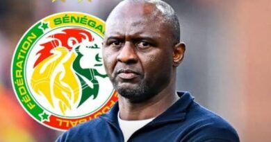 BANC DES LIONS : LE COMITÉ D’URGENCE VALIDE LE CHOIX PATRICK VIEIRA: Quatre ans et 30 millions FCFA par mois pour mener les Lions vers 2030