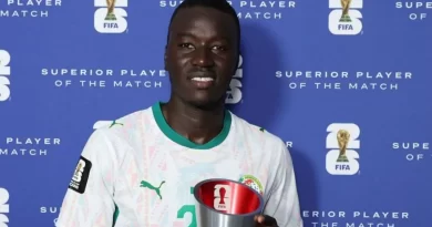 Pape Gueye, milieu de terrain : « Vieira est une légende, je lui parle beaucoup »