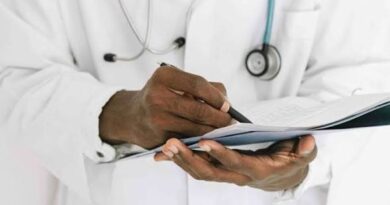 PERSONNELS DE SANTÉ: L&rsquo;OMS alerte sur une pénurie mondiale de médecins
